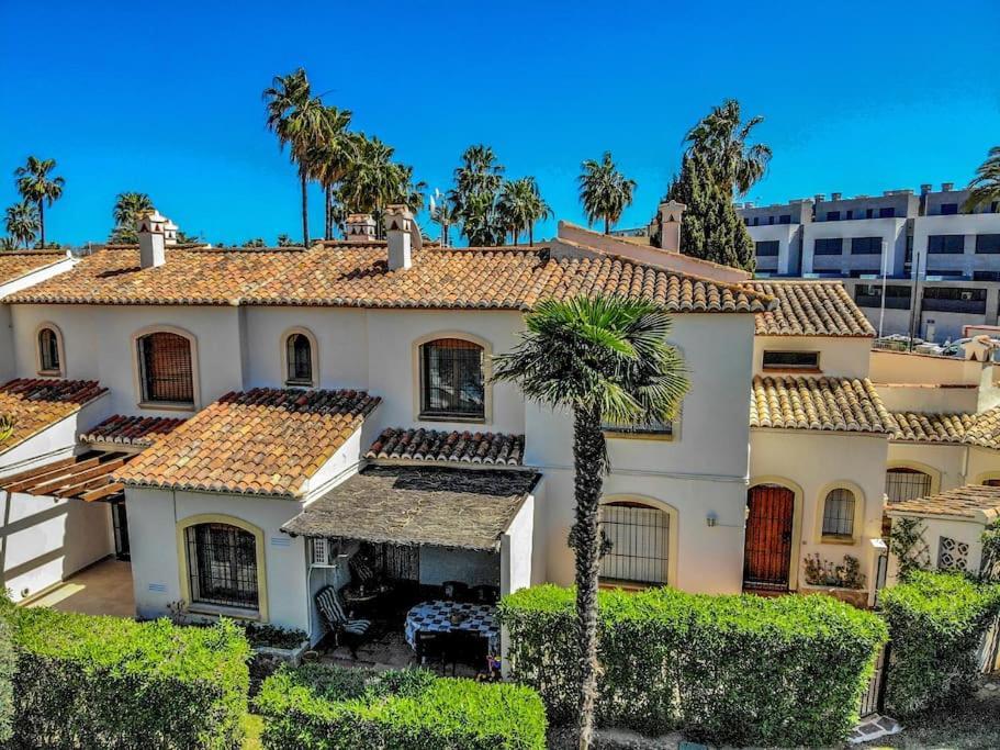 La Isla Casa Barnaby Villa Platja de Larenal Eksteriør billede