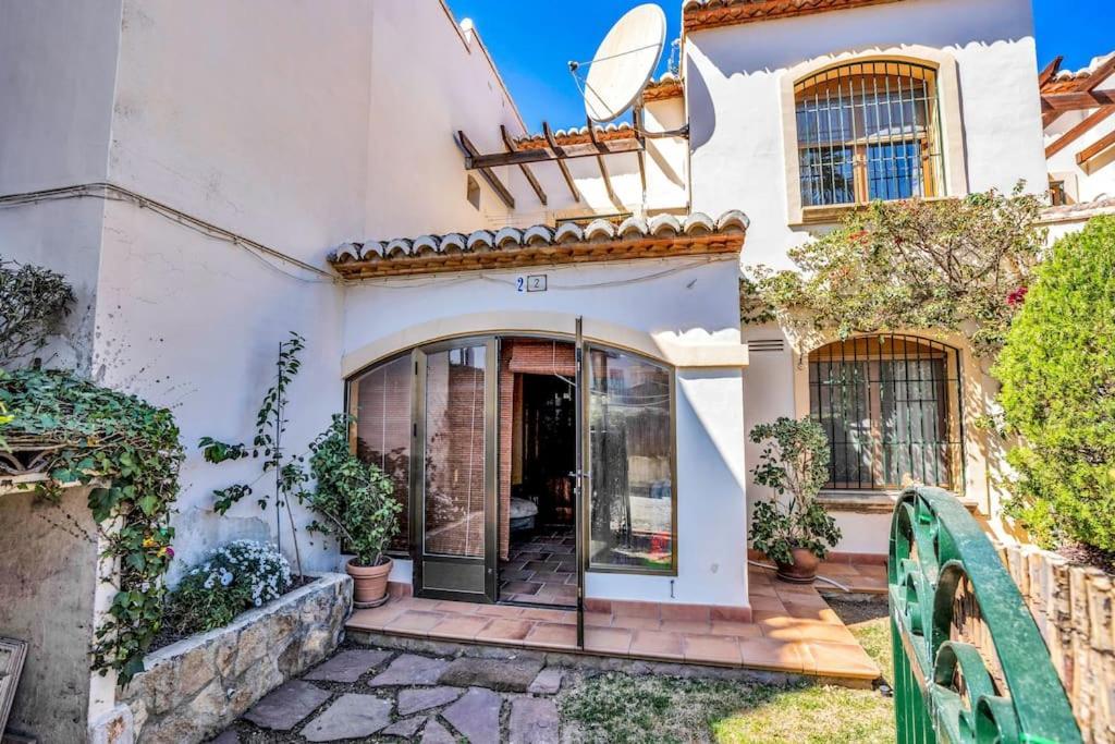 La Isla Casa Barnaby Villa Platja de Larenal Eksteriør billede