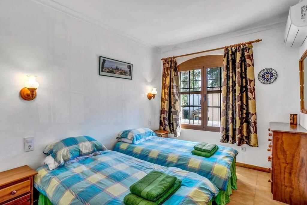 La Isla Casa Barnaby Villa Platja de Larenal Eksteriør billede
