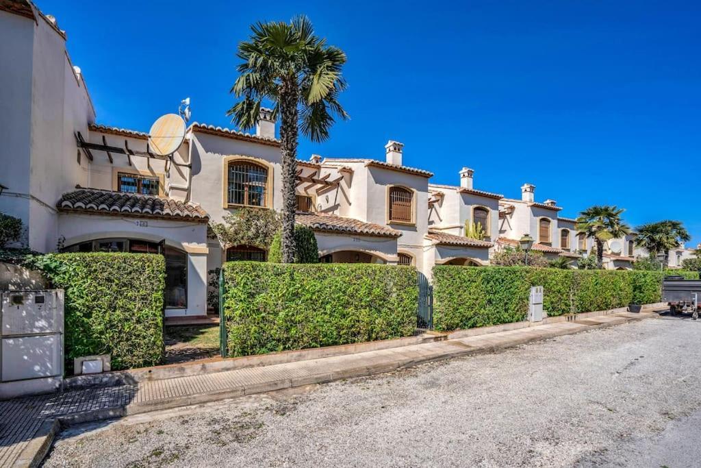 La Isla Casa Barnaby Villa Platja de Larenal Eksteriør billede